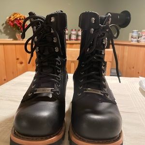 EUC Men’s Harley Davidson black, leather logging style boots.  Size 8 1/2